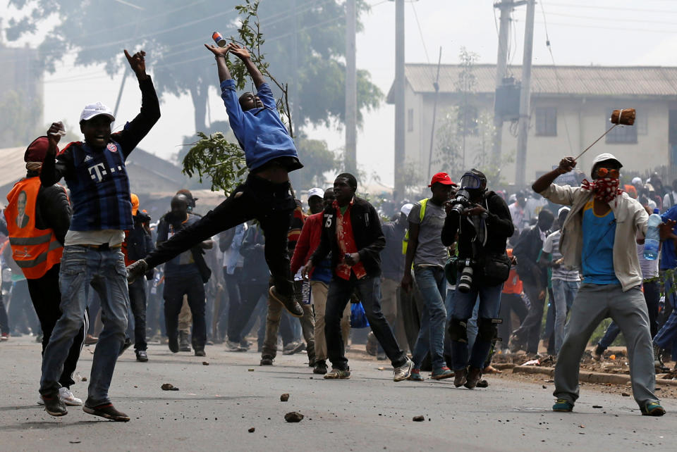 Raila Odinga supporters clash with police