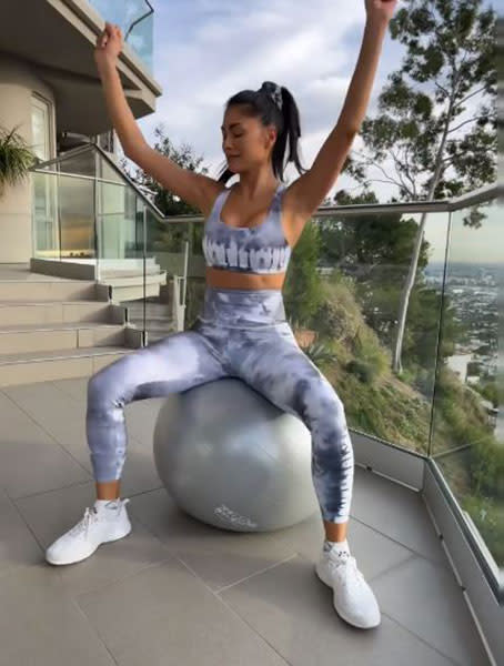 nicole-scherzinger-exercise