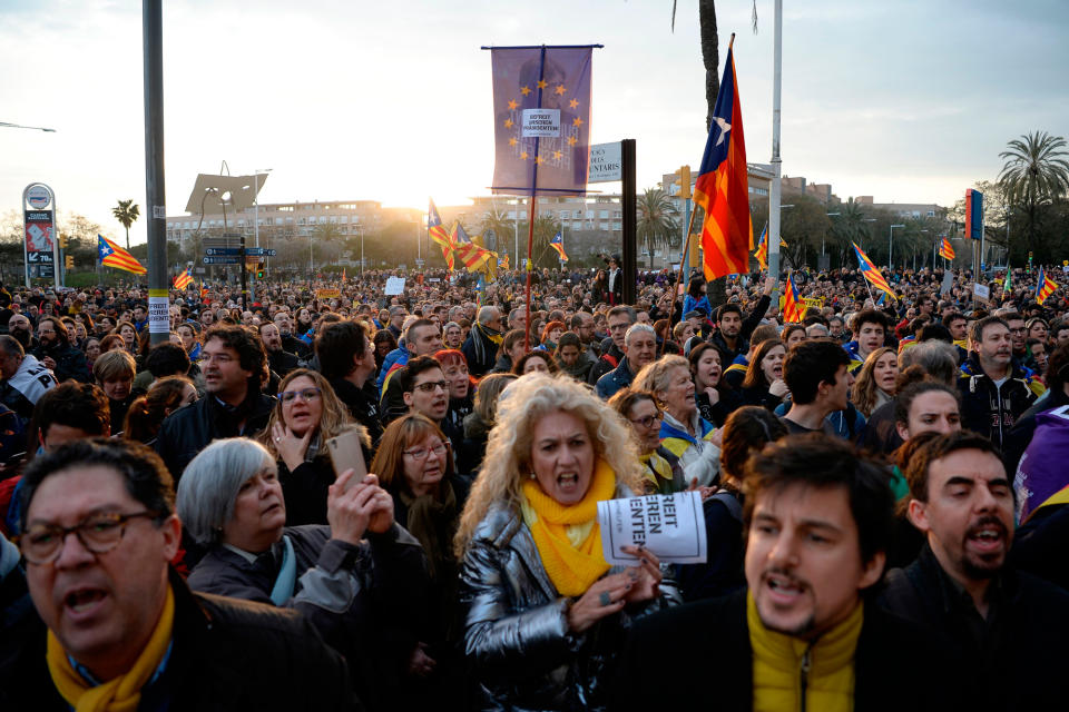 Barcelona: Bilder der Proteste gegen die Festnahme Puigdemonts