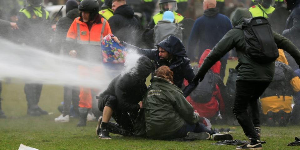 amsterdam covid riots netherlands dutch
