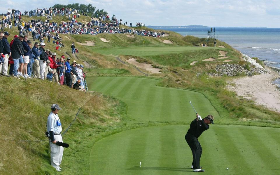Championship...KOHLER, WI - AUGUST 12: Darren Clarke of Northern Ireland tees off on the 8th hold during the first round of the U.S. PGA Championship at the Whistling Straits Golf Course on August 12, 2004 in Kohler, Wisconsin. (Photo by Harry How/Getty Images) *** Local Caption *** Darren Clarke - GETTY IMAGES