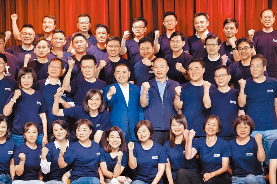 國民黨總統參選人侯友宜與前高雄市長韓國瑜11日再度同台。（圖／本報系資料照）