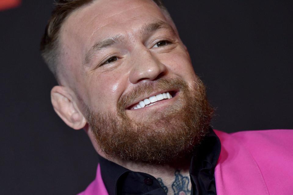 UFC's Conor McGregor Starts A War, Canelo Alvarez Fires Back