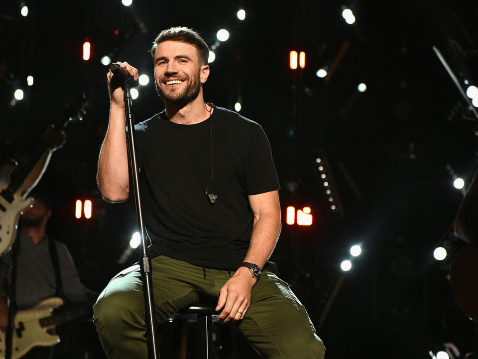 <p>Sam Hunt performs onstage during the 2017 Billboard Music Awards at T-Mobile Arena on May 21, 2017 in Las Vegas, Nevada. (Photo by John Shearer/BBMA2017/Getty Images for dcp) </p>