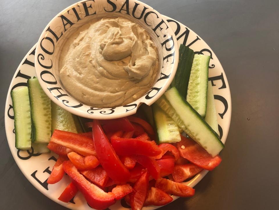 plate of hummus and veggies