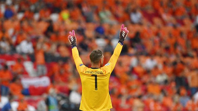 Austria memiliki beberapa peluang di akhir pertandingan. Sayangnya kiper Timnas Belanda, Maarten Stekelenburg bisa menjaga gawangnya tetap clean sheet. (John Thys, Pool via AP)