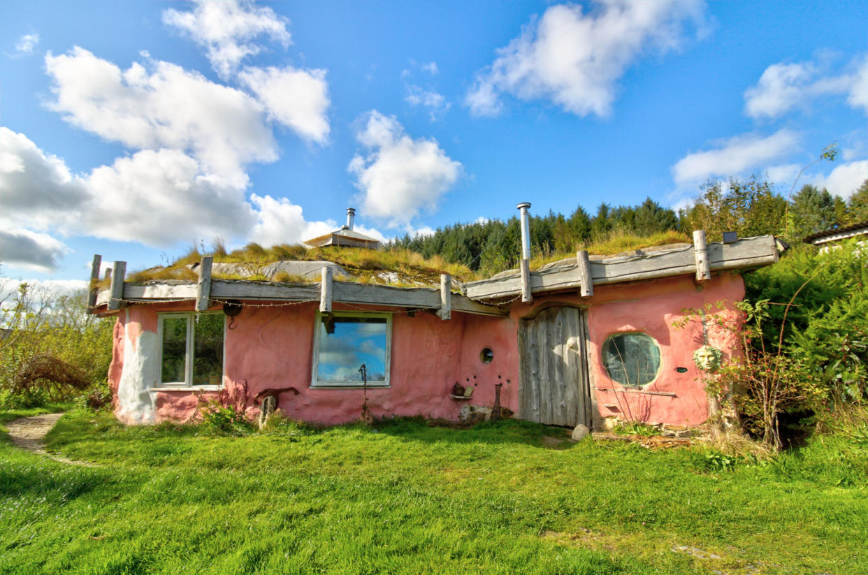 A 'hobbit house' is for sale which comes with its own woodland. (Zoopla/Yopa)