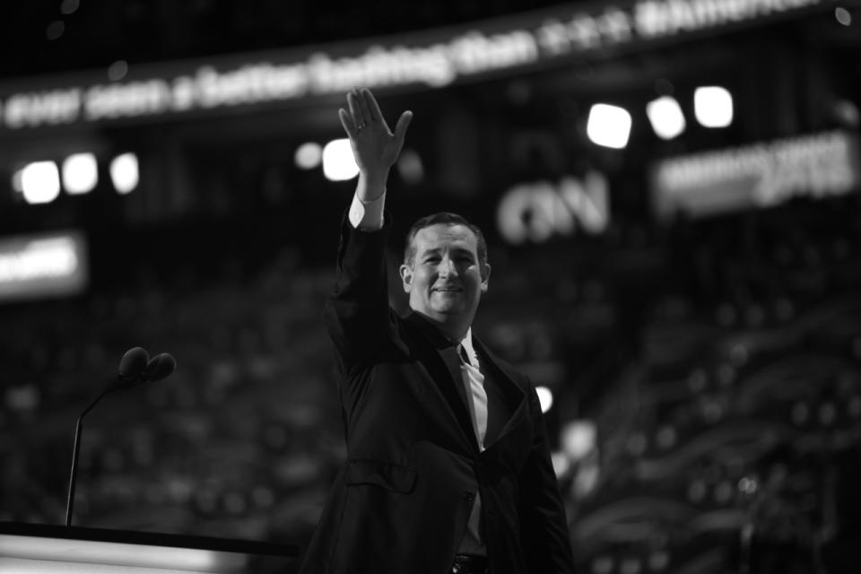 <p>Sen. Ted Cruz takes the stage. (Photo: Khue Bui for Yahoo News)</p>