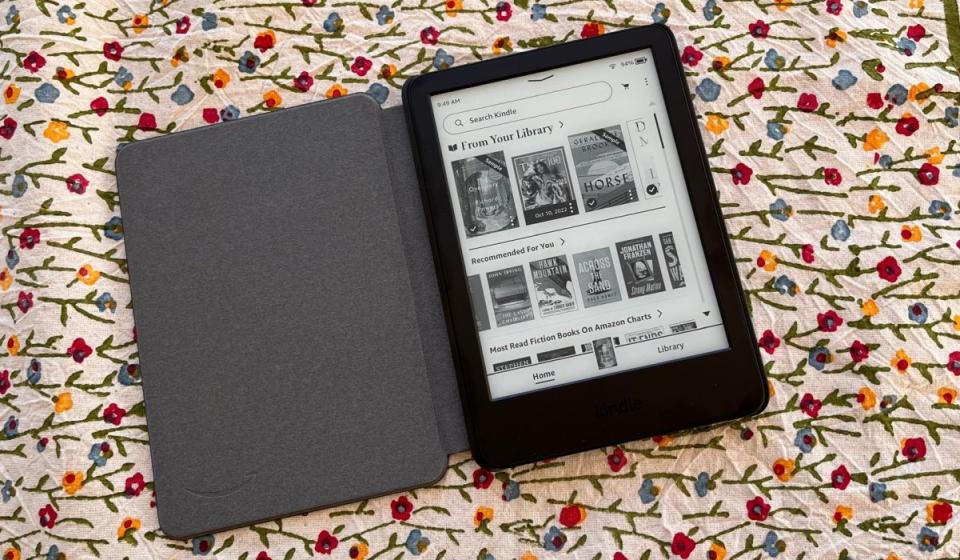 Amazon Kindle 22 Review The Best Basic E Reader Yet