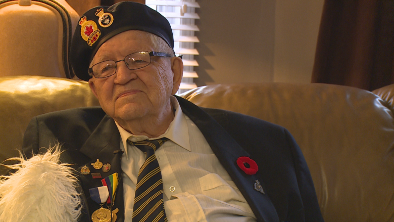 Poppy a sign of friendship, says 91-year-old Métis WWII vet