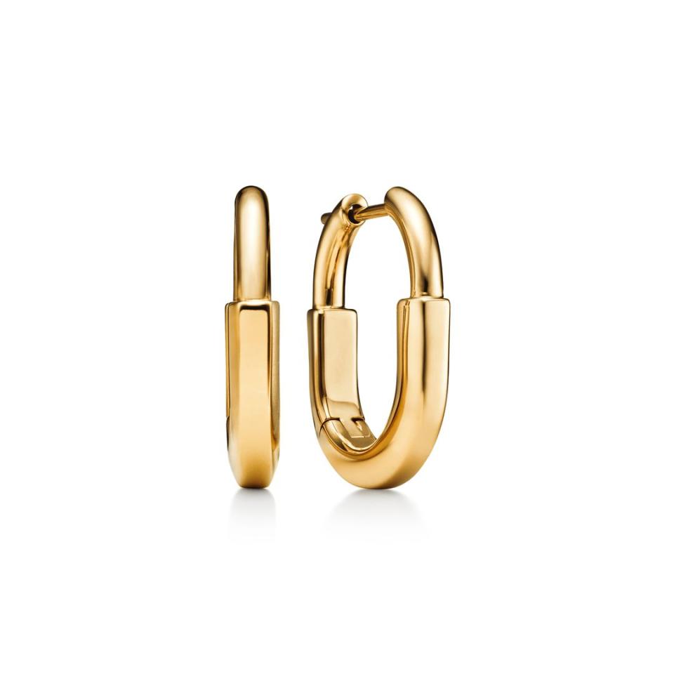 Tiffany & Co. Aretes Lock en oro amarillo con diamantes