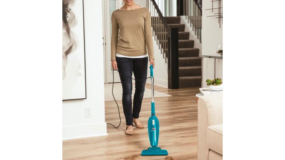 Best Lightweight Vacuums For Seniors