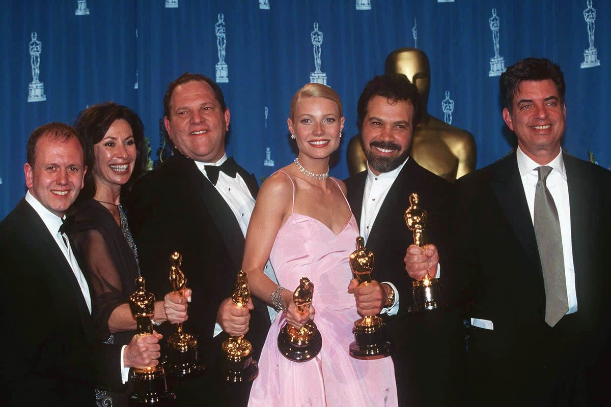 Shakespearean scandal: The team behind 1998’s ‘Shakespeare in Love’ celebrate their wins at the 1999 Oscars (Shutterstock)