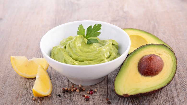 Avocados, lemons, and green sauce