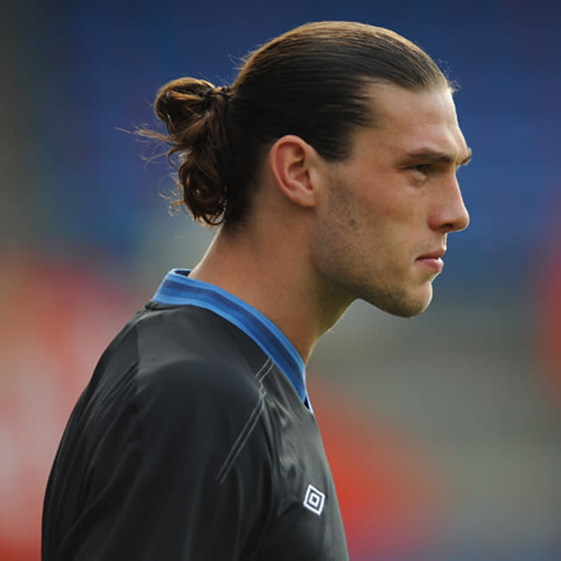 Nom: Andy Carroll<br>Poste: Attaquant<br>Date de naissance (Âge): 06/01/1989 (23)<br>Numéro: 9<br>Club: Liverpool (Angleterre ENG)