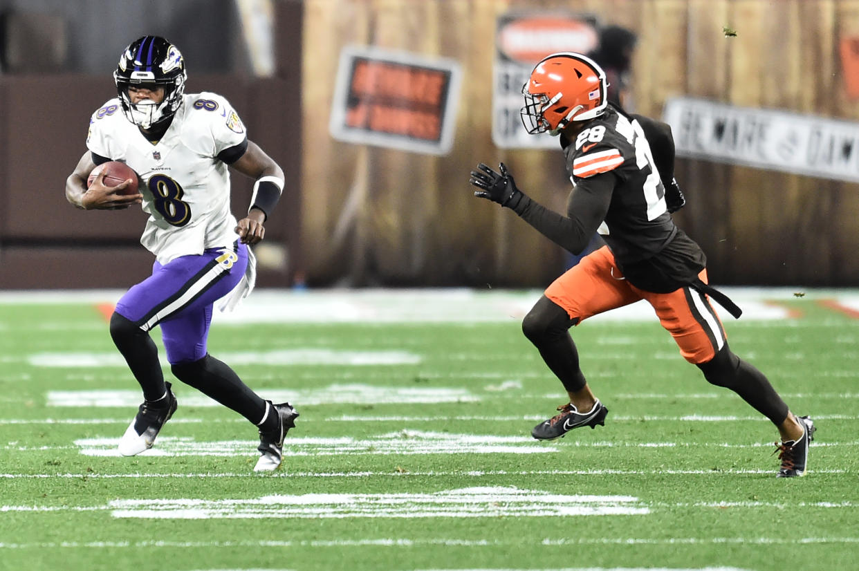 Lamar Jackson and the Baltimore Ravens are currently favored to win the AFC North. (Ken Blaze/USA TODAY Sports)