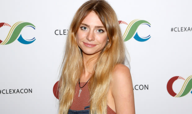 Maddie Phillips<p><a href="https://www.gettyimages.com/detail/news-photo/actor-maddie-phillips-attends-the-clexacon-2021-convention-news-photo/1345553745" rel="nofollow noopener" target="_blank" data-ylk="slk:Gabe Ginsberg/Getty Images;elm:context_link;itc:0;sec:content-canvas" class="link ">Gabe Ginsberg/Getty Images</a></p>