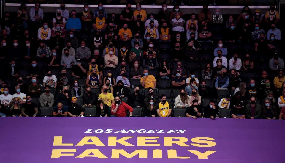 Basketball fans fill Staples Center for the Los Angeles Lakers' first home playoff game this season on May 27, 2021. (Keith Birmingham/MediaNews Group/Pasadena Star-News via Getty Images)