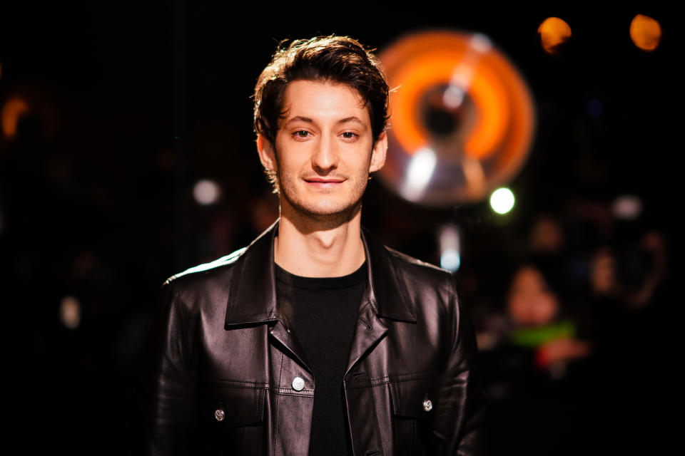 Pierre Niney plus charmant que beau ?