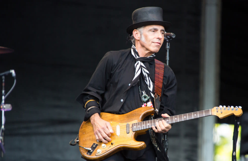 Nils Lofgren joins Neil Young in boycotting Spotify credit:Bang Showbiz