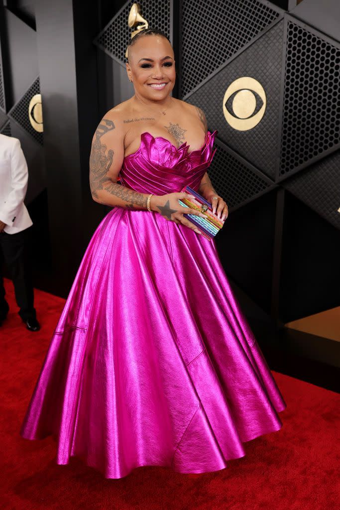 66th grammy awards red carpet queen sheba