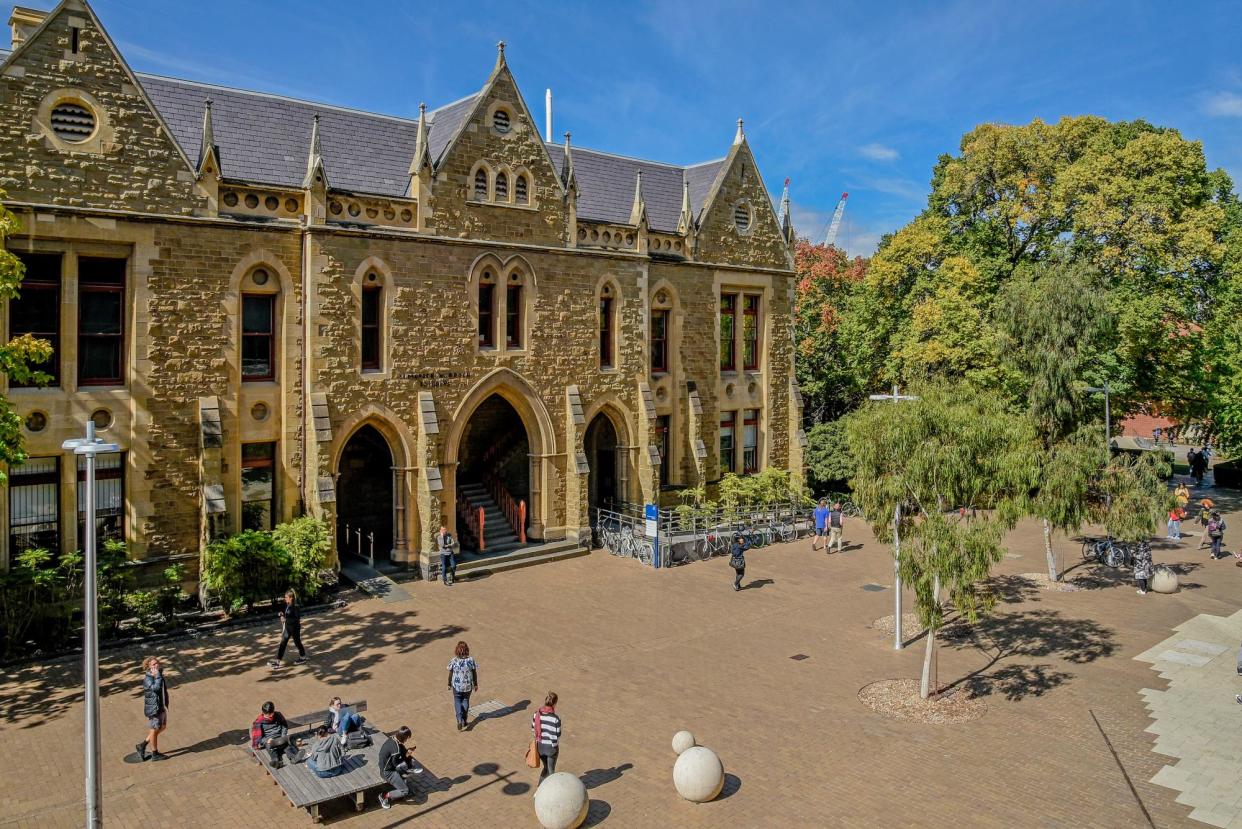 <span>The draft bill would allow the education minister to limit the enrolment of international students at Australian universities by provider, course or location.</span><span>Photograph: Agenzia Sintesi/Alamy</span>