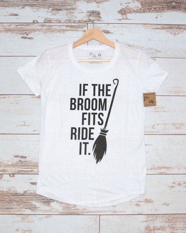 Five Against One 'If the Broom Fits...' Women's T-Shirt