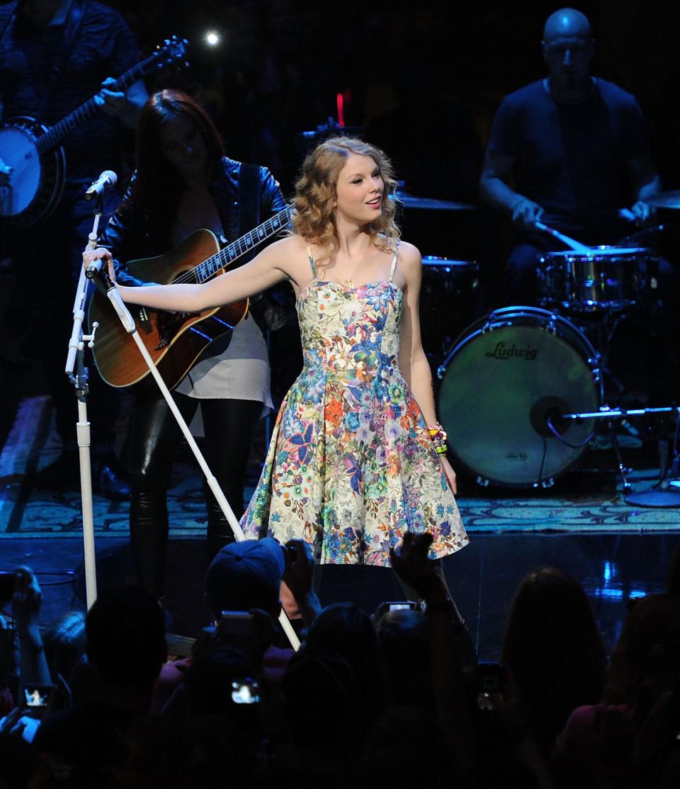 Taylor Swift performs at the CMA Music Festival in Nashville, Tennessee, on June 13, 2010.