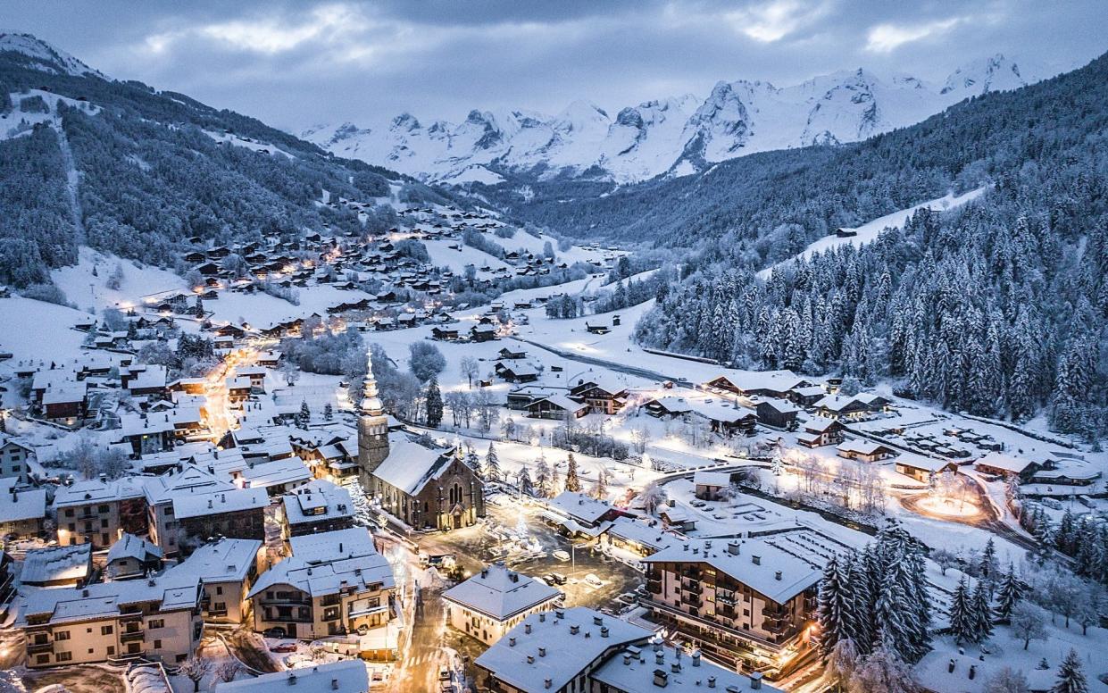 Le Grand Bornand at nigh