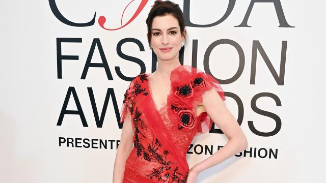 Anne Hathaway Slipped Into a Completely Sheer Red Gown for Her Second CFDA  Awards Look - Yahoo Sports