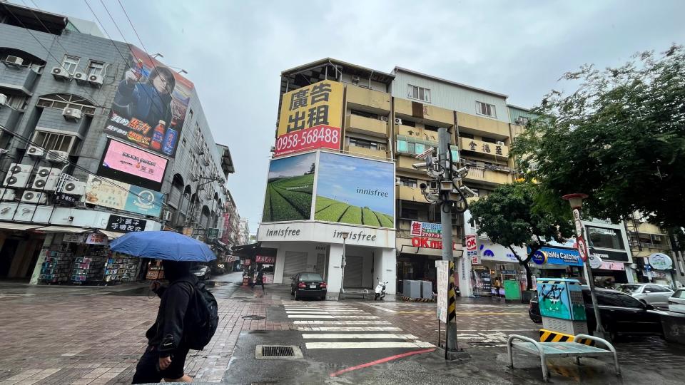 通膨若持續惡化，專家判斷將產生停滯性通膨，不利房市。（圖／東森新聞張琬聆攝）