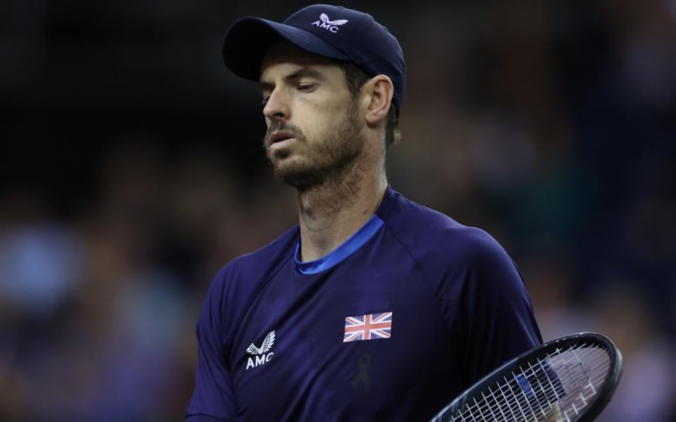 Andy Murray de Gran Bretaña reacciona con emoción en el segundo set durante el partido del Grupo D de la Copa Davis entre Gran Bretaña y Holanda en el Emirates Arena el 16 de septiembre de 2022 en Glasgow, Escocia - Getty Images