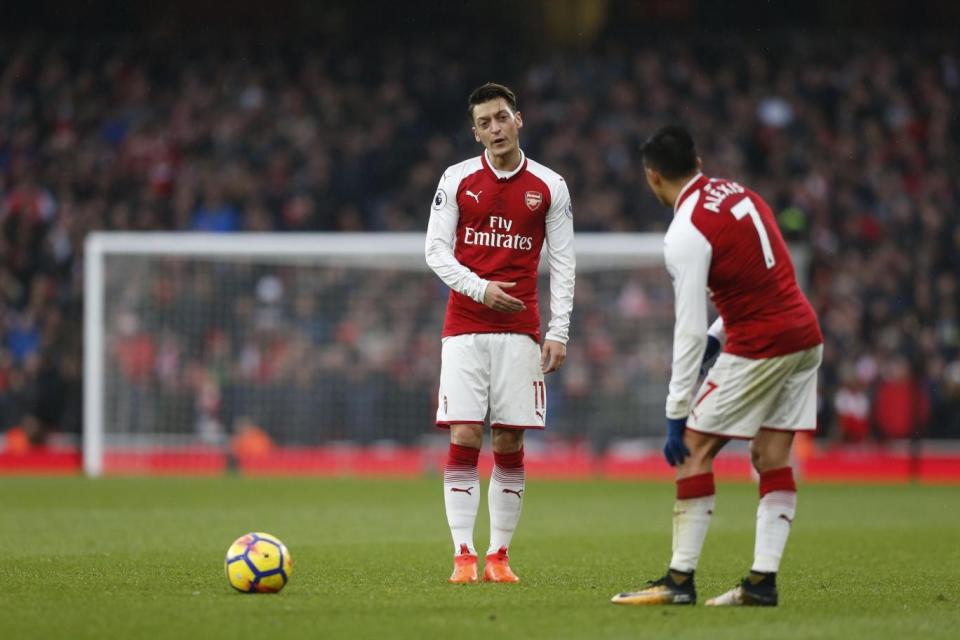 Dynamic duo: Sanchez and Ozil are in the same contract situation as Goretzka (AFP/Getty Images)