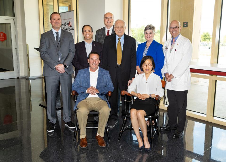 In a July 9 ceremony, Thomas Abbruscato, Ph.D., and Min Kang, Pharm.D., became the first recipients of the Douglas Stocco Research Chair, an endowment formerly known as the Texas Tech University Health Sciences Center’s Research Endowment.