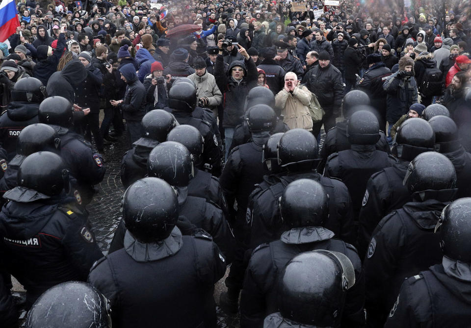 Protests nationwide bring thousands to Russia’s streets