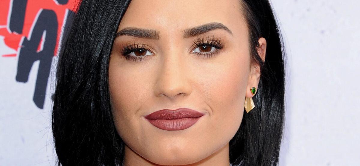 Demi Lovato Reflects on Late Father's Influence