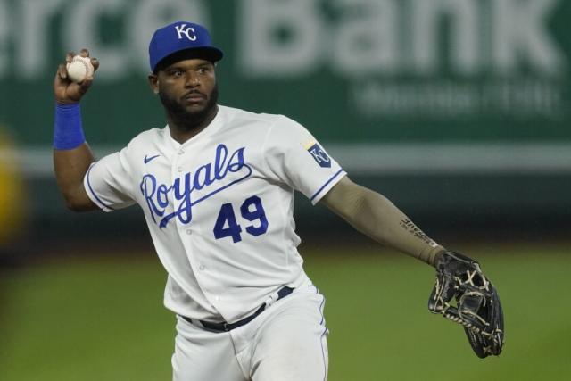 Autographed and Game-Used Brooklyn Dodgers Jersey: Hanser Alberto #17  (LAD@KC 8/13/22) - Size 46