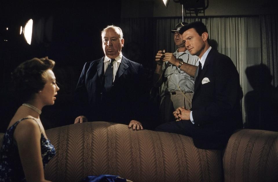 ALFRED HITCHCOCK PRESENTS, from left: Hazel Court (seated), Alfred Hitchcock (director), crew member, Laurence Harvey, on set, 'Arthur', (Season 5, episode 501, aired September 27, 1959), 1956-1962.