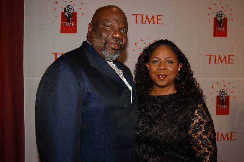 NEW YORK CITY, NY - APRIL 19: Christopher T.D. Jakes and Serita Jakes attend A Celebration for Time Magazine’s 100 Most Influential People Issue at Jazz at Lincoln Center on April 19, 2005 in New York City. 