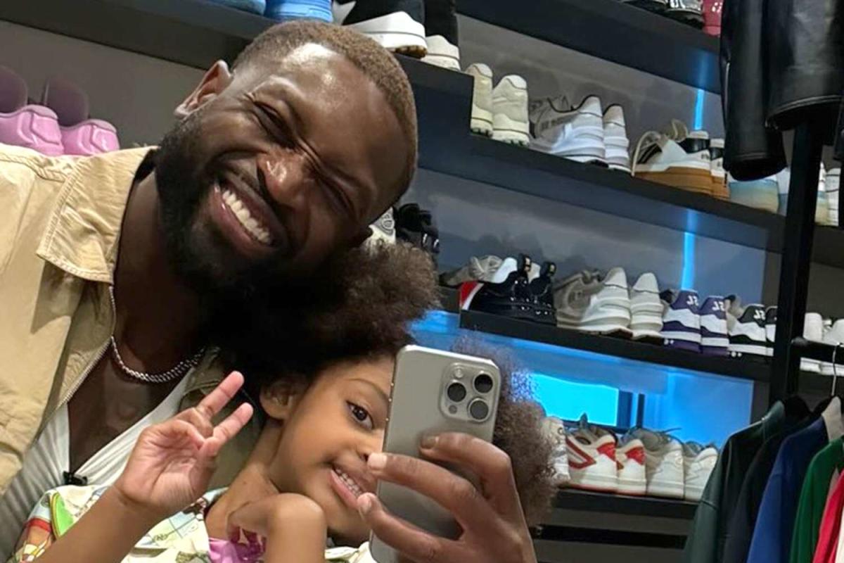 Dwyane Wade Has Sweet Beach Trip with Daughter Kaavia, 5, and Pet Dog Tre —  See the Photos!