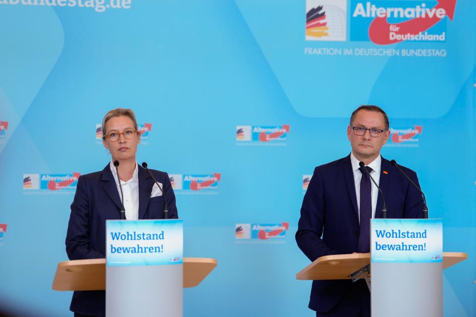 Die Parteivorsitzenden der AfD Alice Weidel und Tino Chrupalla - Copyright: picture alliance / Flashpic | Jens Krick