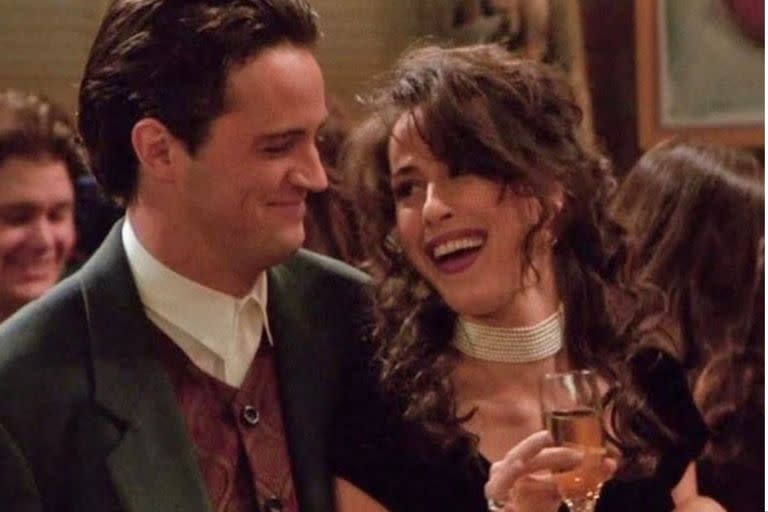 Mathew Perry y Maggie Wheeler, juntos en Friends (Foto: Instagram/@MaggieWheeler_official)