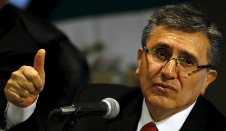 President of the National Human Rights Commission (CNDH) Luis Raul Gonzalez Perez speaks to the media during a news conference in Mexico City July 23, 2015. REUTERS/Henry Romero