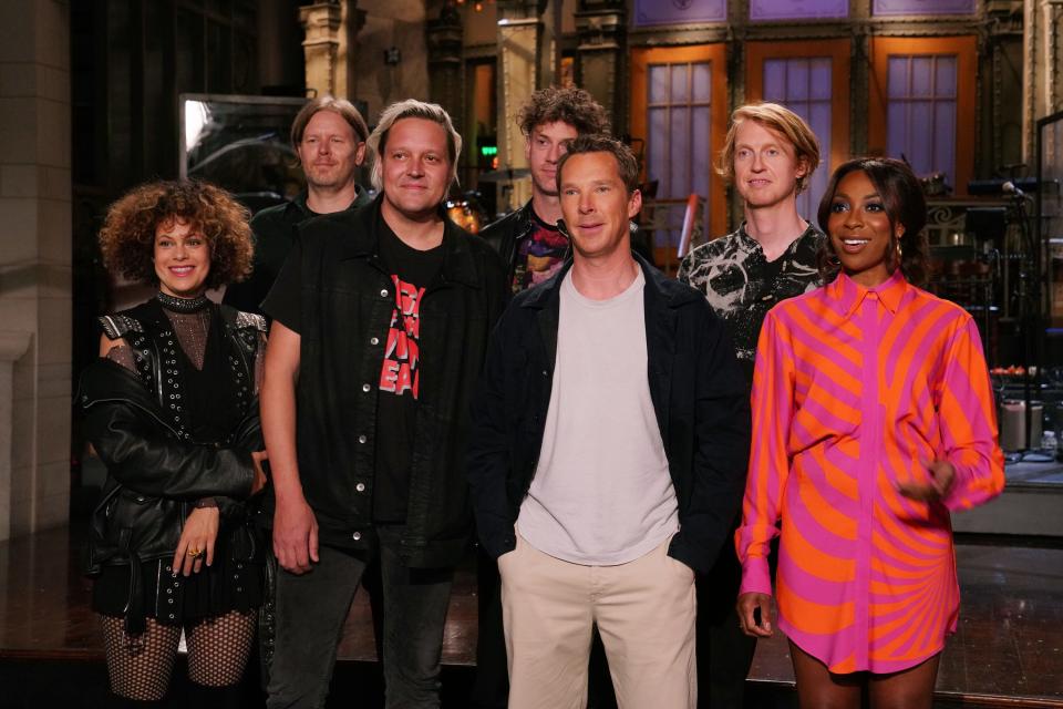 "Saturday Night Live" hosted by Benedict Cumberbatch with Arcade Fire