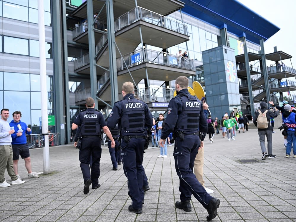 Weitere Zwischenfälle in Gelsenkirchen blieben aus (INA FASSBENDER)