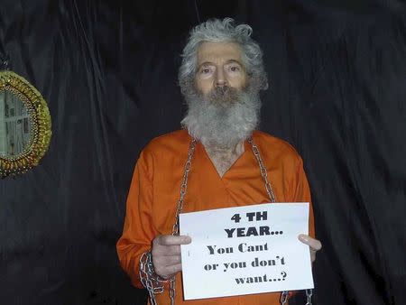 Robert Levinson, a former FBI agent and DEA agent, who disappeared in Iran since 2007, is shown in this undated handout photo released by the Levinson family. Levinson was not on the list of U.S.-Iran prisoner exchange. REUTERS/Levinson family/Handout via Reuters