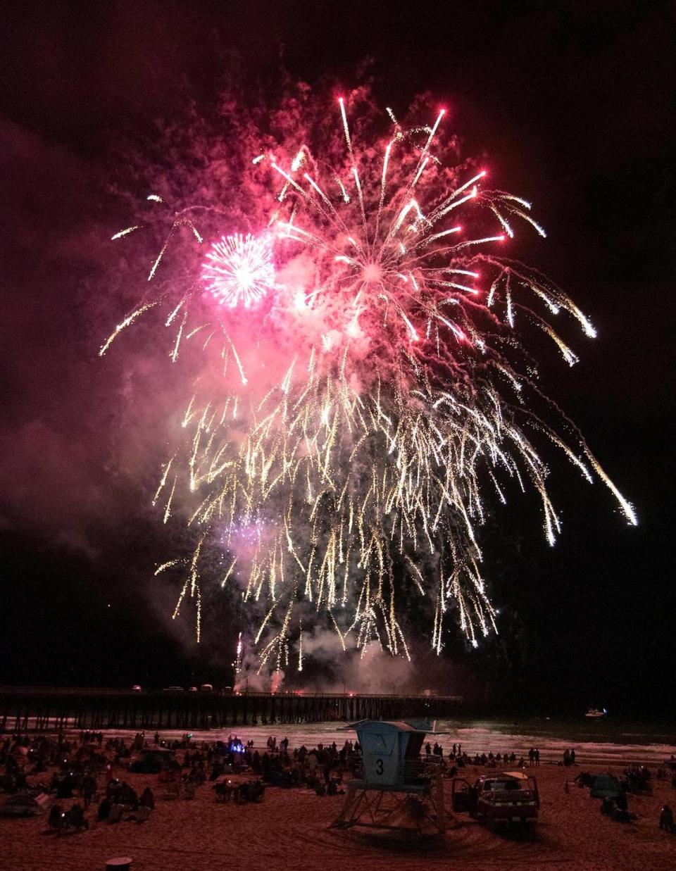 Pismo Beach fireworks show, Monday July 4, 2022.