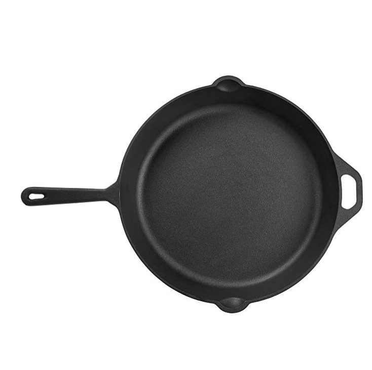 5) AmazonBasics Cast Iron Skillet