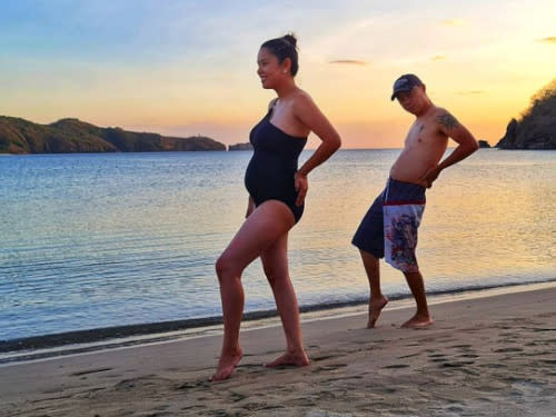 Chito Miranda said that he is just full, not pregnant, for this hilarious photo.