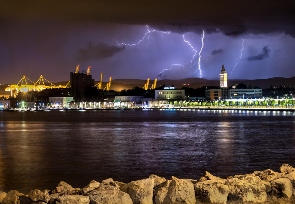 Daredevil lightning photographer